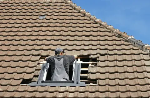 Pose de velux - Torcé-en-Vallée